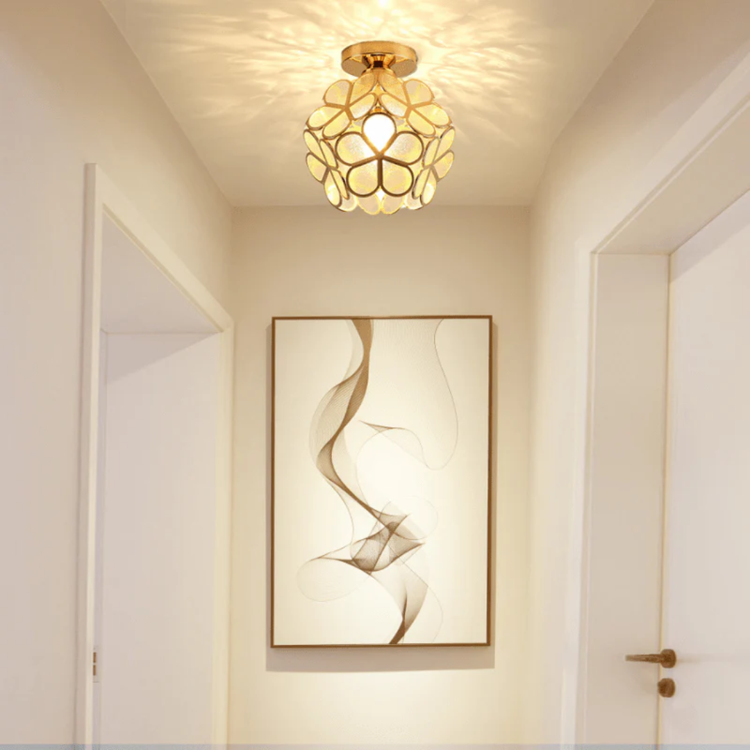 Ceiling Light in the Shape of a Flower – Delicate and Modern Design