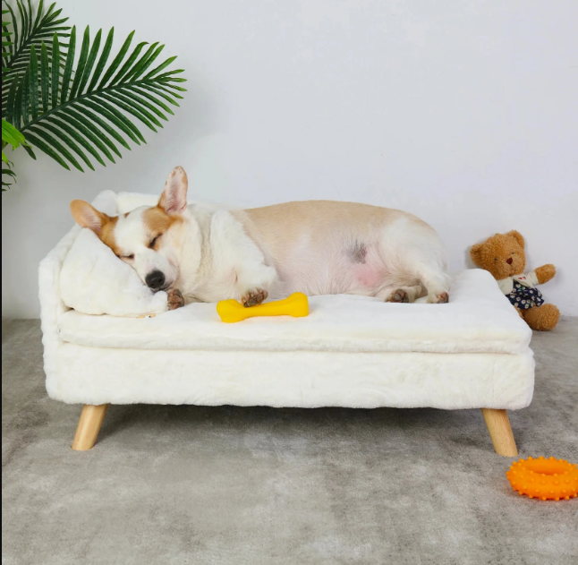 Pohovka pre zvieratá — dizajn rohu s vyvýšením