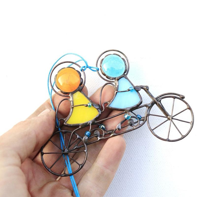 Hangdecoratie – Elegante en Glanzende Reflecties