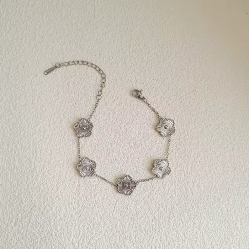 Conjunto De Joyas – Élegancia Dorada En Acero Inoxidable