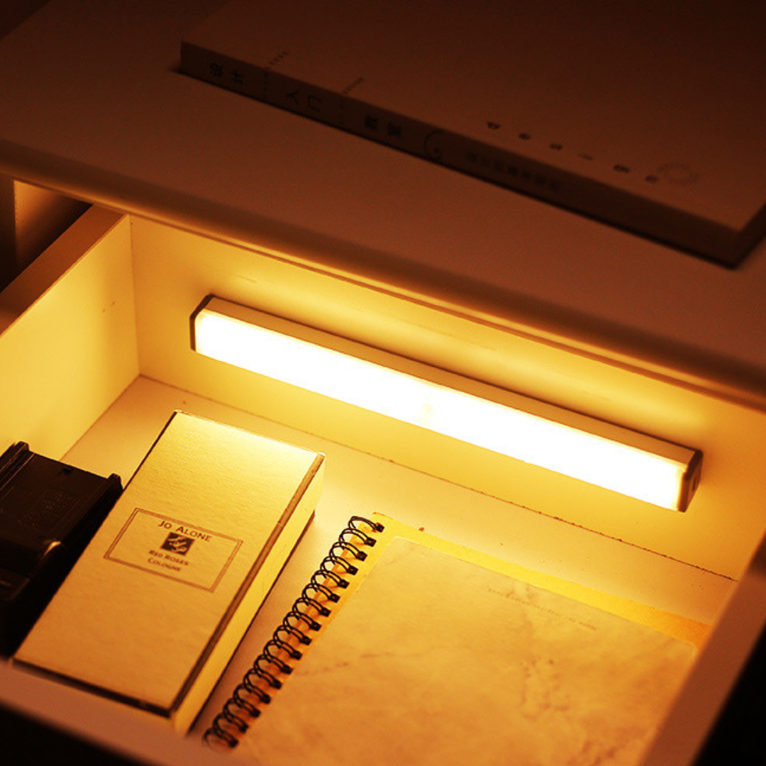 Bară Luminoasă — Iluminare Inteligentă Cu Detector De Mișcare