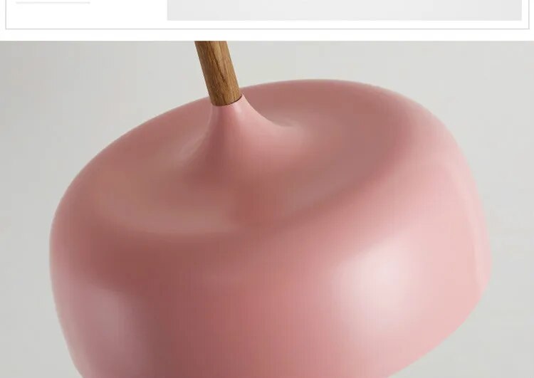 北欧吊り下げLEDランプ - スリムなラインと柔らかい照明