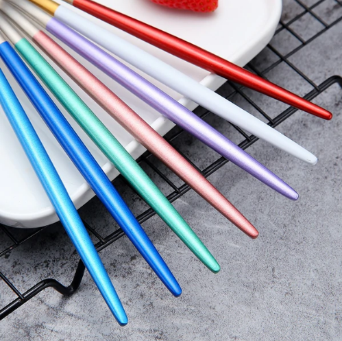 Besteckset 24 Teile – Schicke Ausführung für einen eleganten Tisch