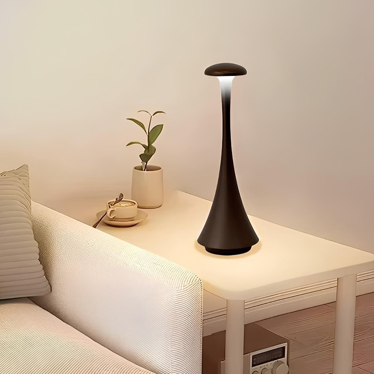 Sleek Table Lamp – Elegance and Modernity