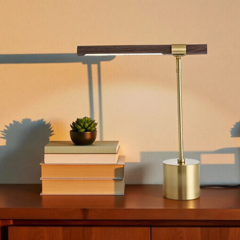 LED-työpöytälamppu – Eleganssia ja yksinkertaisuutta