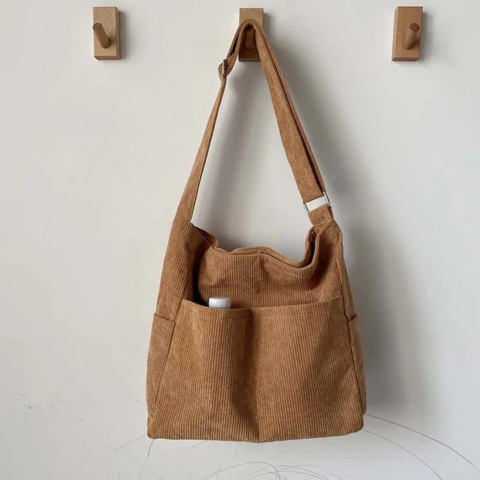 Shoulder Bag in Twill – Casual and Elegant Style