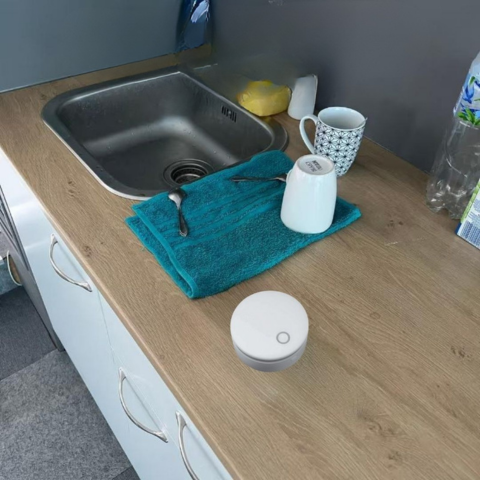 Generatore di Ozono Portatile – Purificazione Efficace e Facile da Trasportare