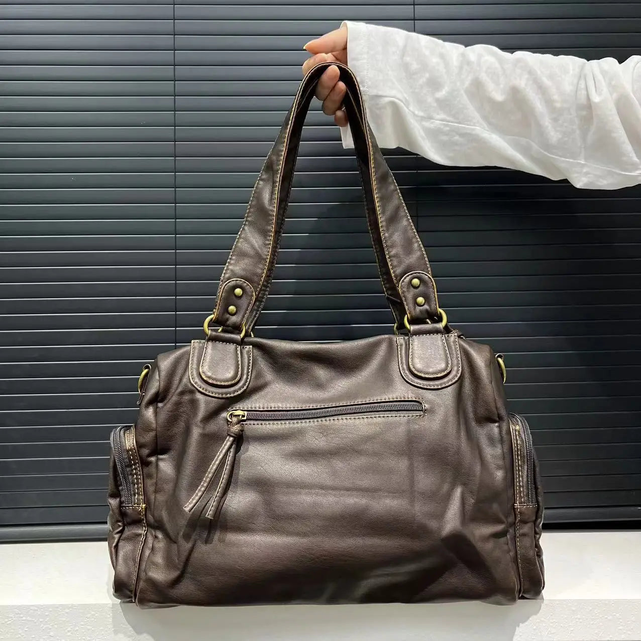 Clara | Retro Schoudertas – Tijdloze Elegantie En Vintage Stijl