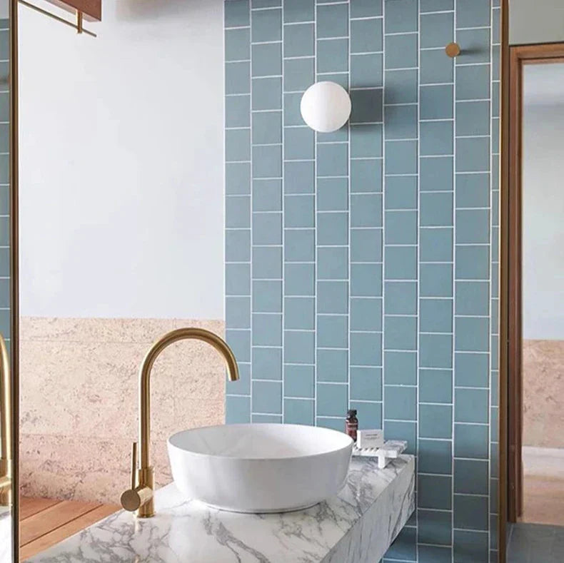 Nástenné svietidlo okrúhle – čistý a moderný lesk 