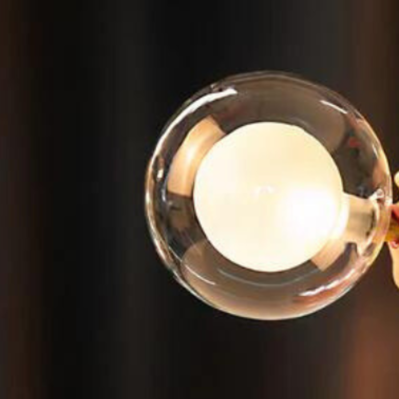Håndlavet Bordlampe – Unik Design Og Fint Udførelse 