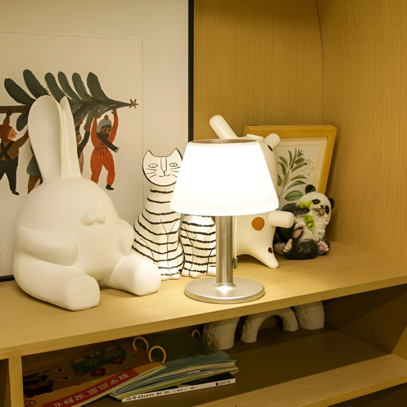 Elegantná Solárna Stolná Lampa – Štýl a Elegancia 