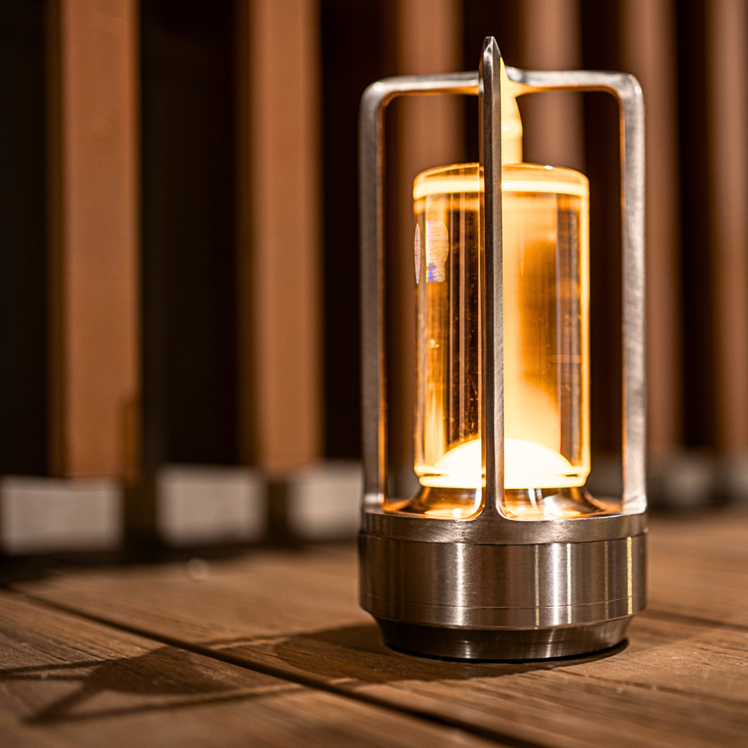 Lampada da Tavolo Ricaricabile – Luce Diffusa e Stile Senza Tempo 