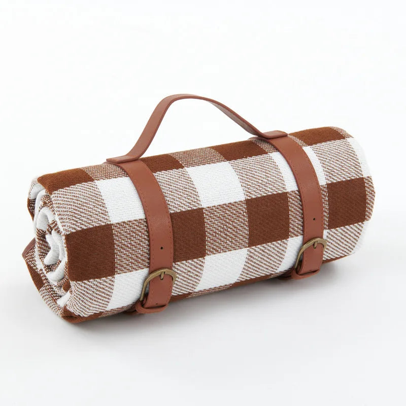 Pătură de Picnic Impermeabilă Pliabilă – Model Clasic Cu Carouri 