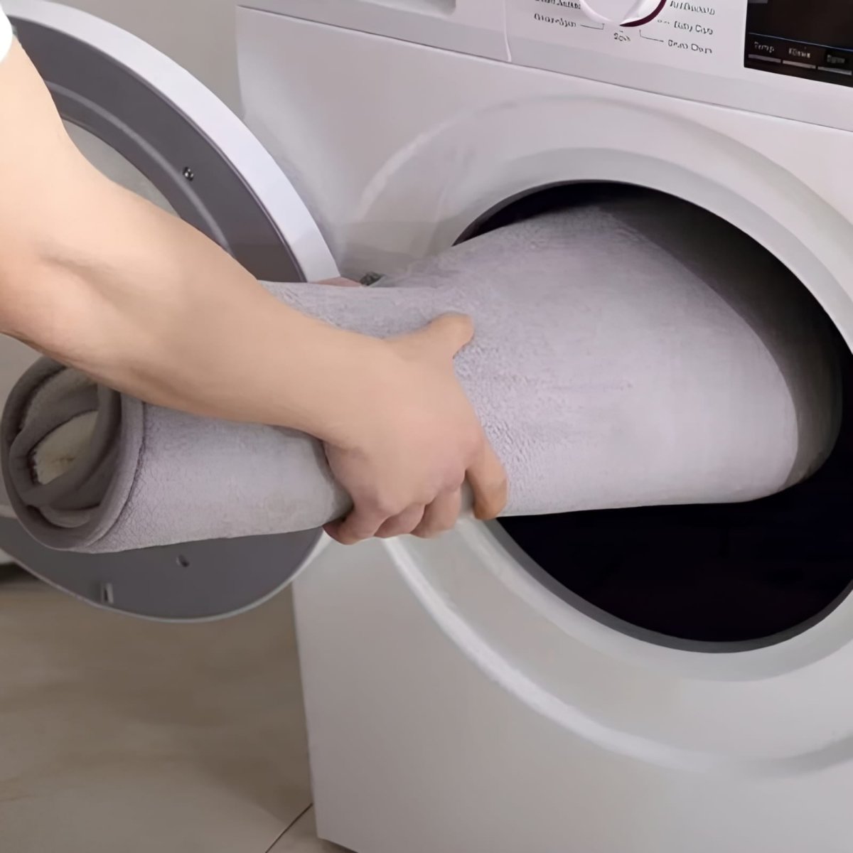 سجادة حمام فائقة الامتصاص غير قابلة للانزلاق - الراحة والأمان اليومي 