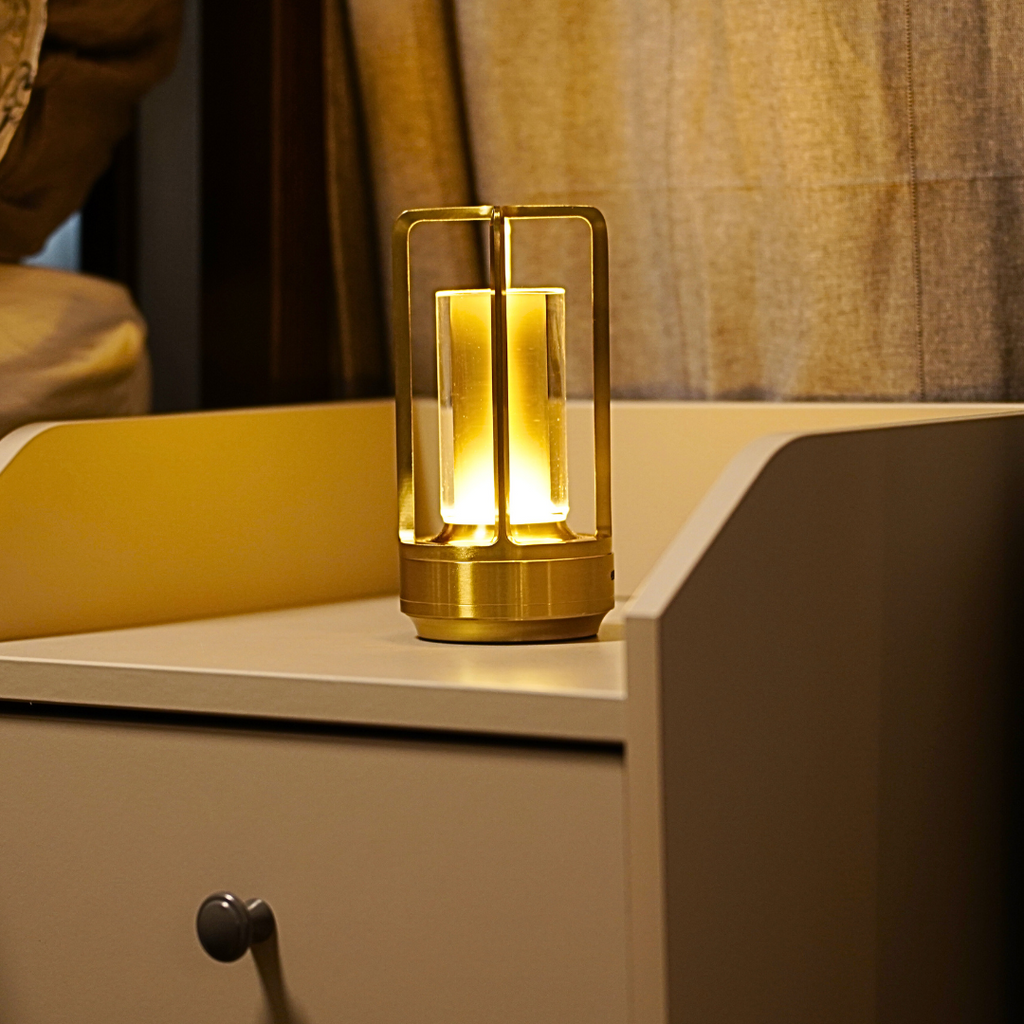 Lampada da Tavolo Ricaricabile – Luce Diffusa e Stile Senza Tempo 