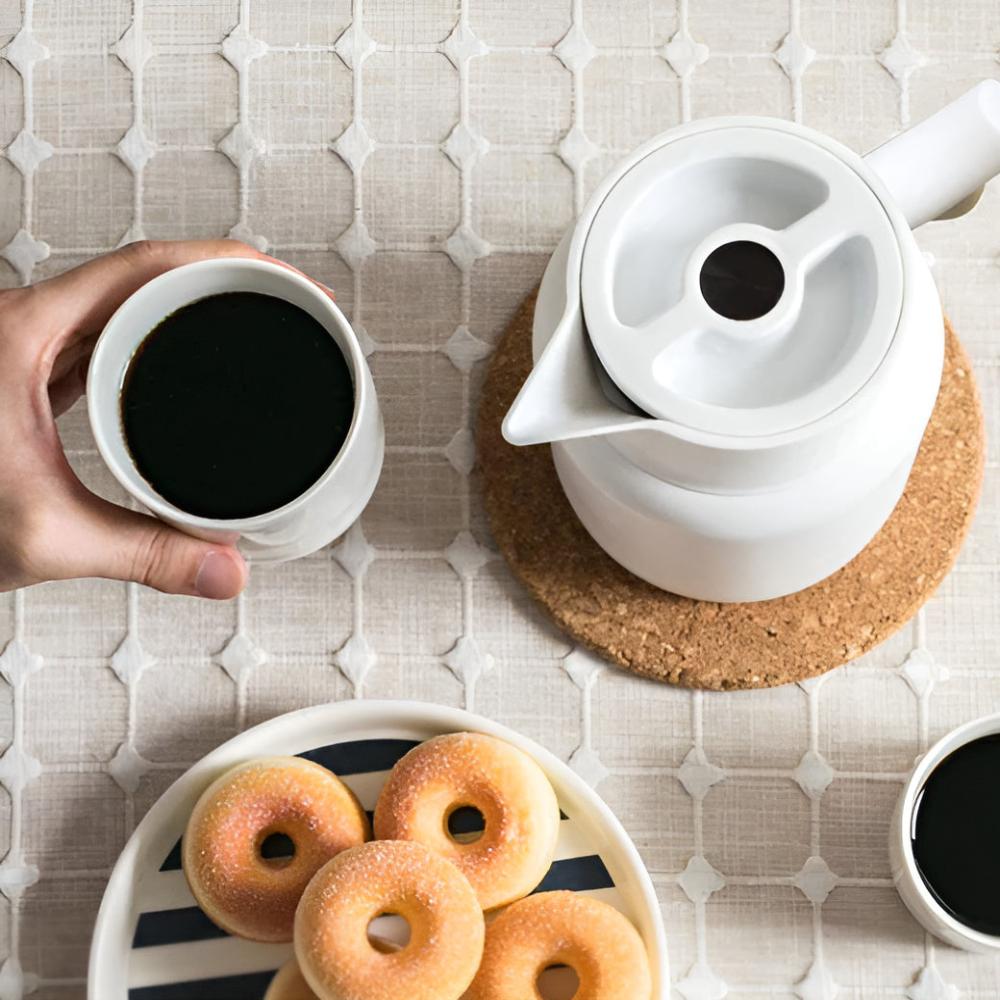 Jarra térmica con asa - Elegancia moderna y rendimiento térmico