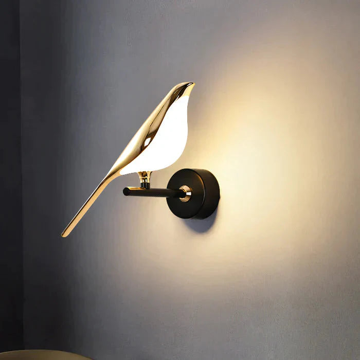 Aplica de perete Pasăre – Decorațiune Luminoasă și Delicată 