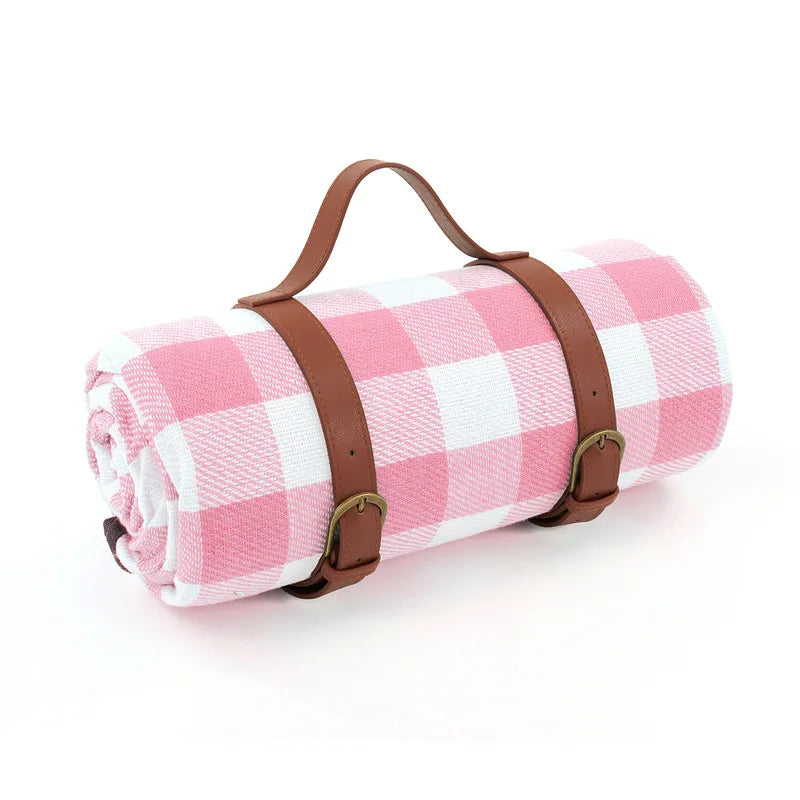 Pătură de Picnic Impermeabilă Pliabilă – Model Clasic Cu Carouri 