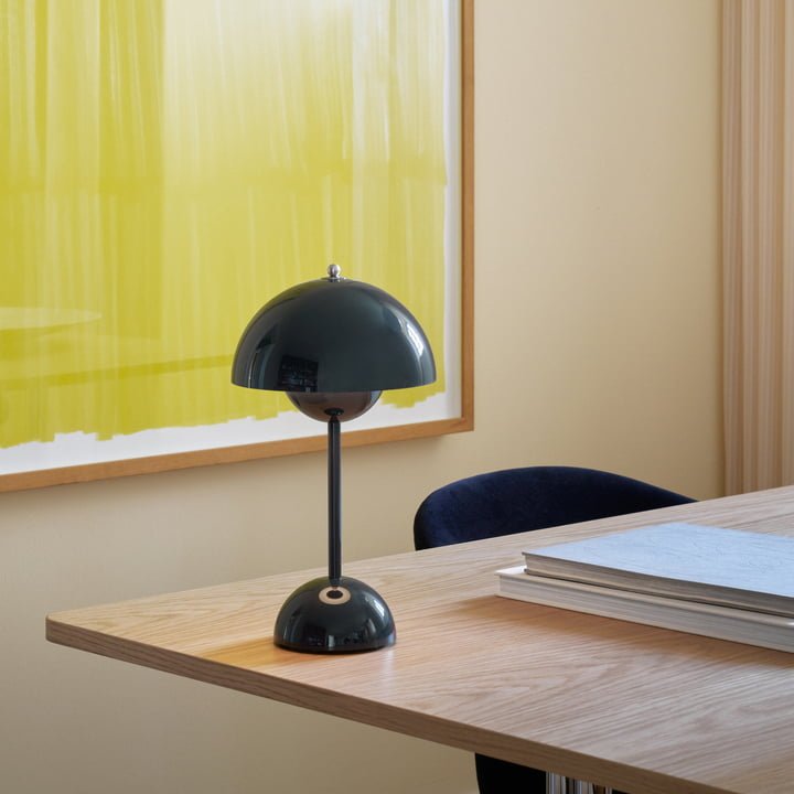 Irodai LED Lámpa – Modern egyszerűség és funkcionalitás 