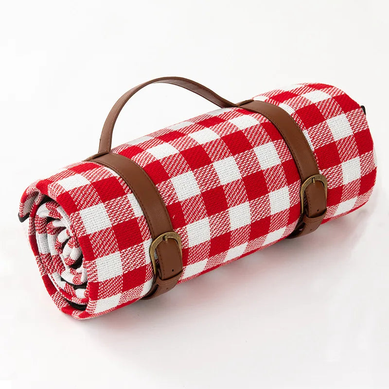 Pătură de Picnic Impermeabilă Pliabilă – Model Clasic Cu Carouri 