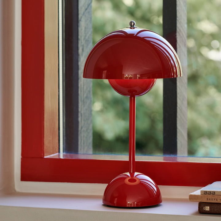 Irodai LED Lámpa – Modern egyszerűség és funkcionalitás 