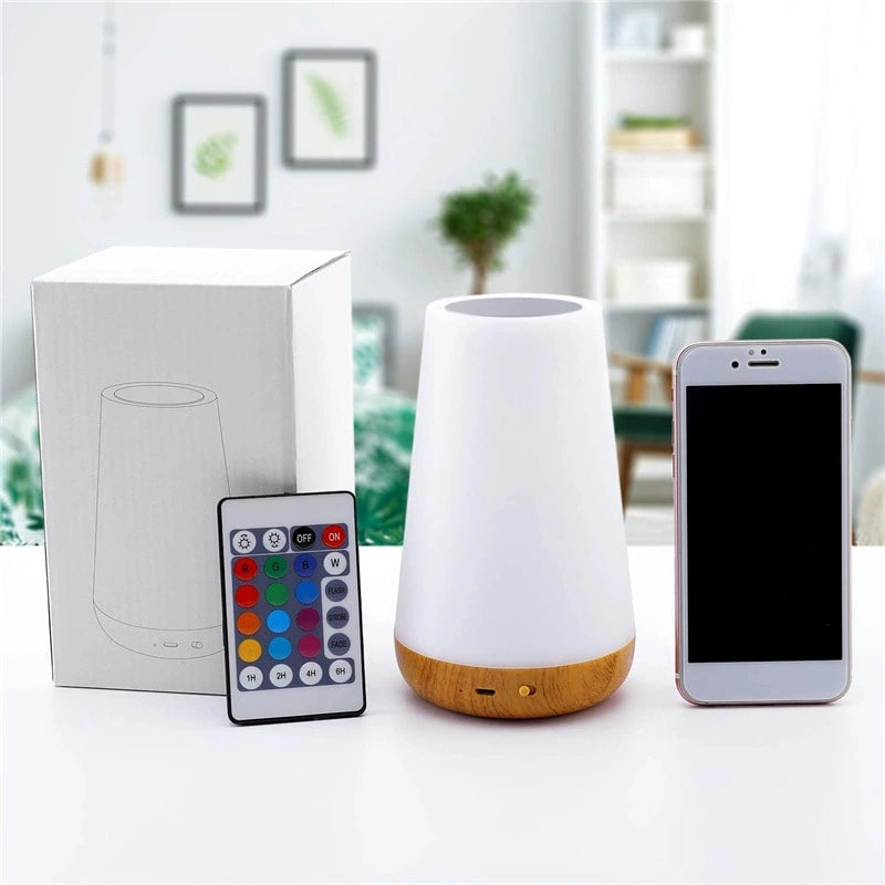 Μοντέρνα Κομοδίνο Λάμπα – Κομψός Και Λειτουργικός Σχεδιασμός 