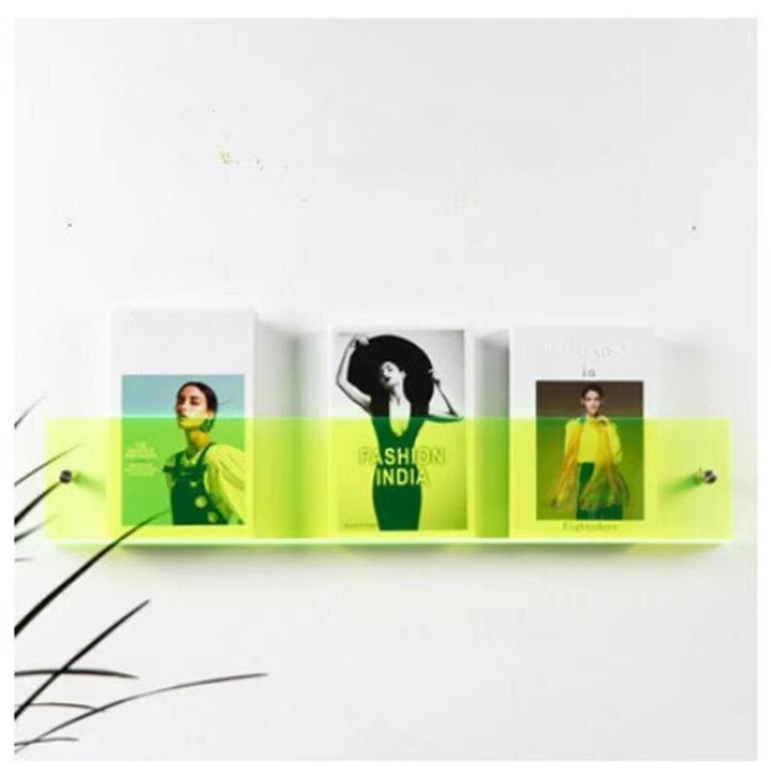 Nástěnný regál na časopisy transparentní – Chic a moderní design 