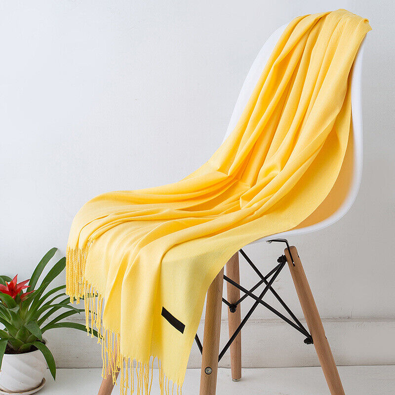 קלרה | צעיף ארוך לנשים – רכות וחום אלגנטי 