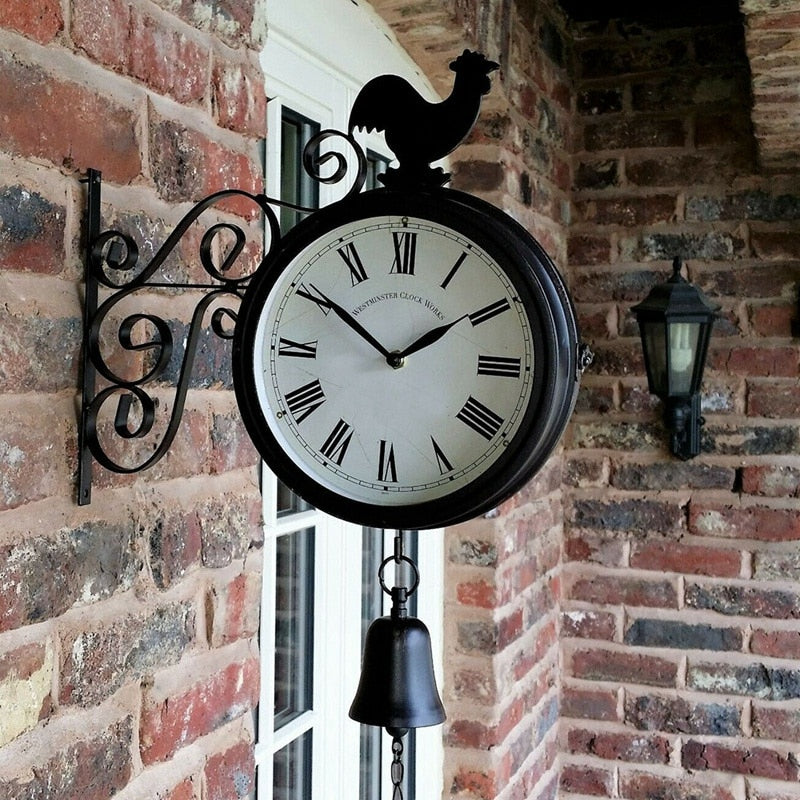 Orologio da Parete Doppio Lato – Eleganza e Stile Senza Tempo 