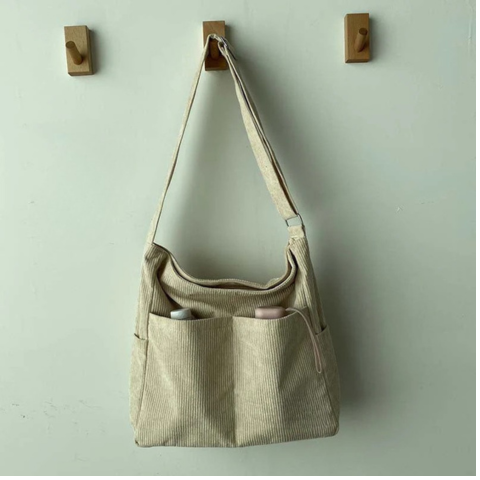 Shoulder Bag in Twill – Casual and Elegant Style 