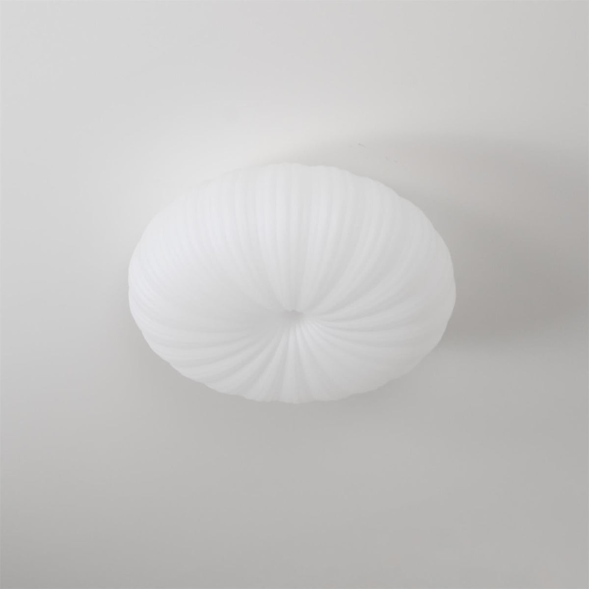 Moderne LED-loftslampe med fjernbetjening - komfort og elegance