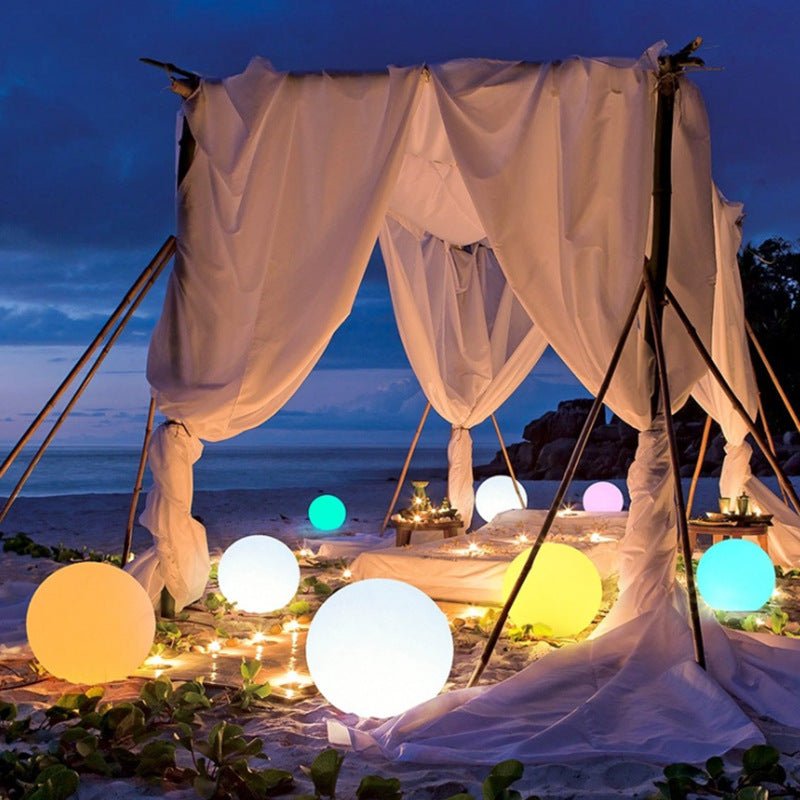 Wireless Outdoor Spherical Lamp – Mobile and Elegant Lighting 