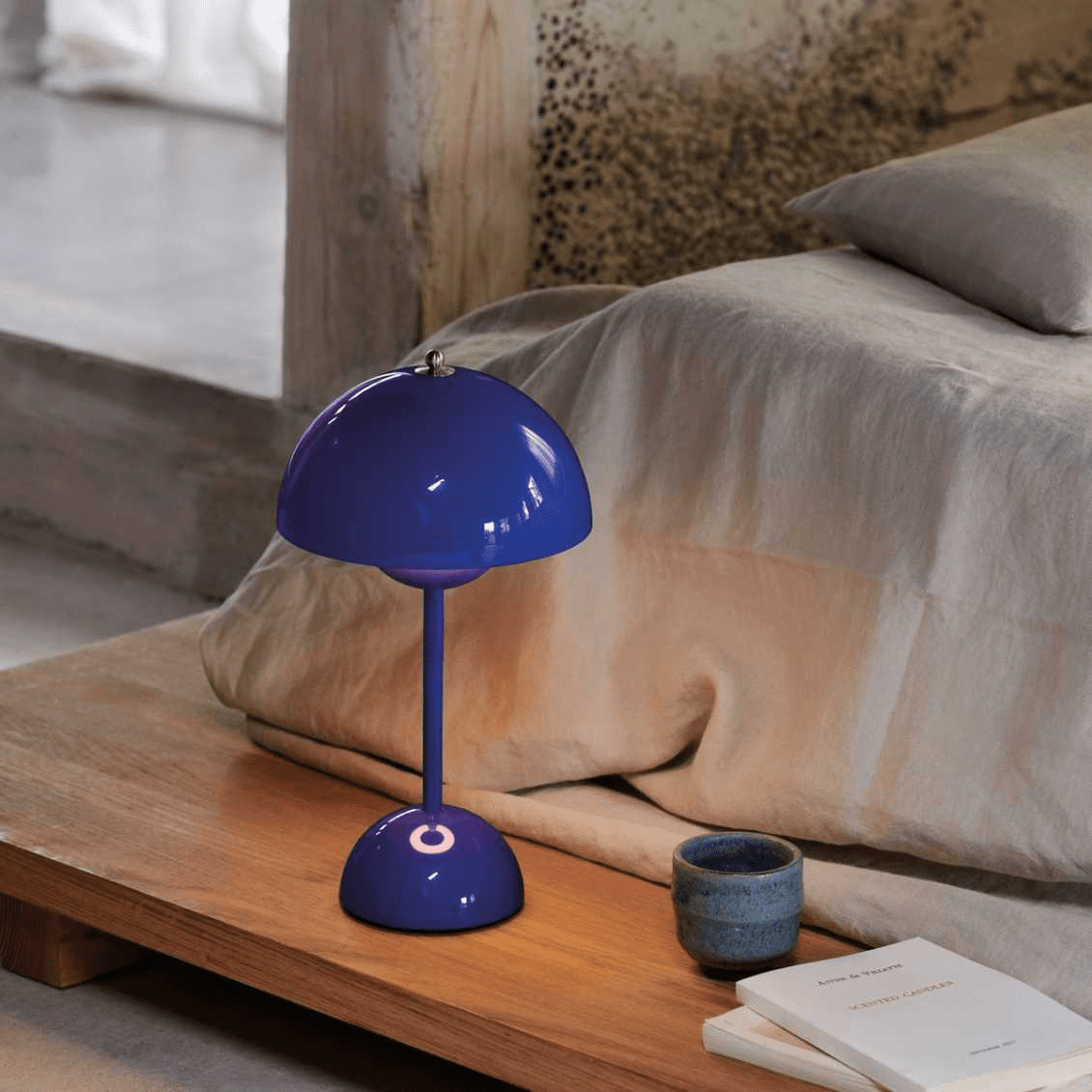 Irodai LED Lámpa – Modern egyszerűség és funkcionalitás 
