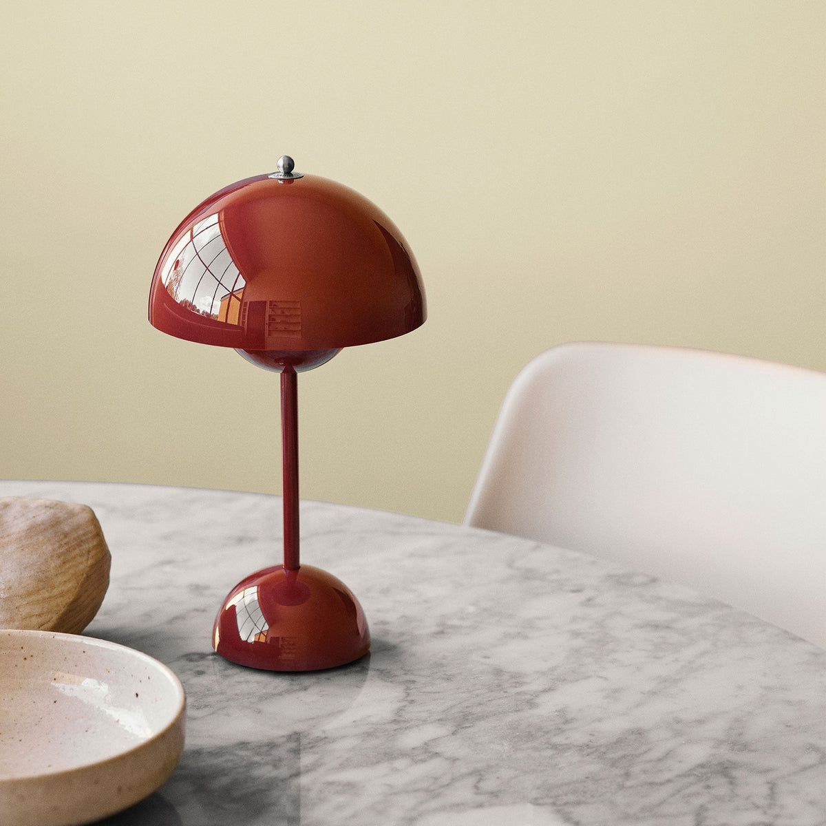 Irodai LED Lámpa – Modern egyszerűség és funkcionalitás 